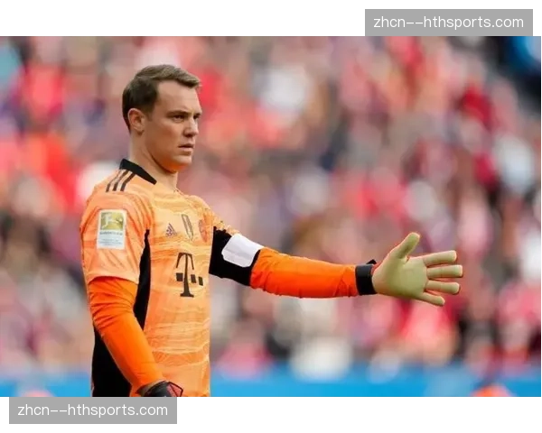 诺伊尔完成职业生涯第100场欧冠比赛赛前踩场 诺伊尔完成职业生涯第100场欧冠比赛赛前踩场