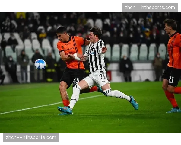 马德里警方通报：在欧冠比赛日期间逮捕12名涉嫌寻衅滋事的客队球迷